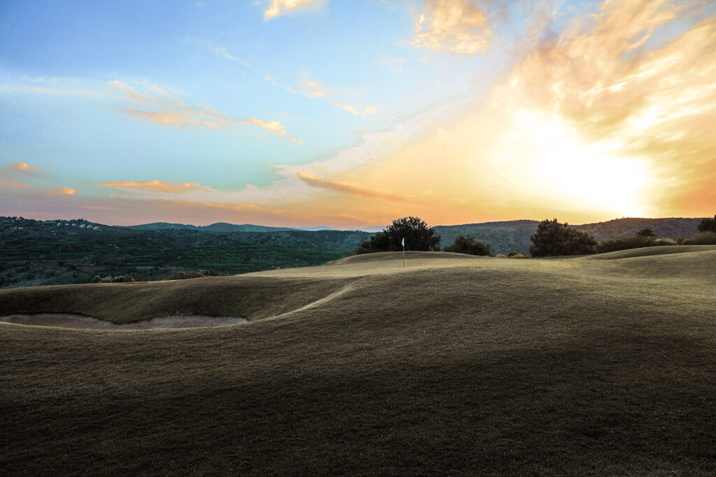 Insights Greece - Golf Enthusiasts Head for the Greens in Greece