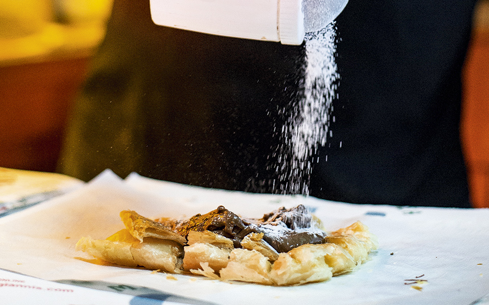 Insights Greece - Top 7 Bougatsa Shops in Thessaloniki