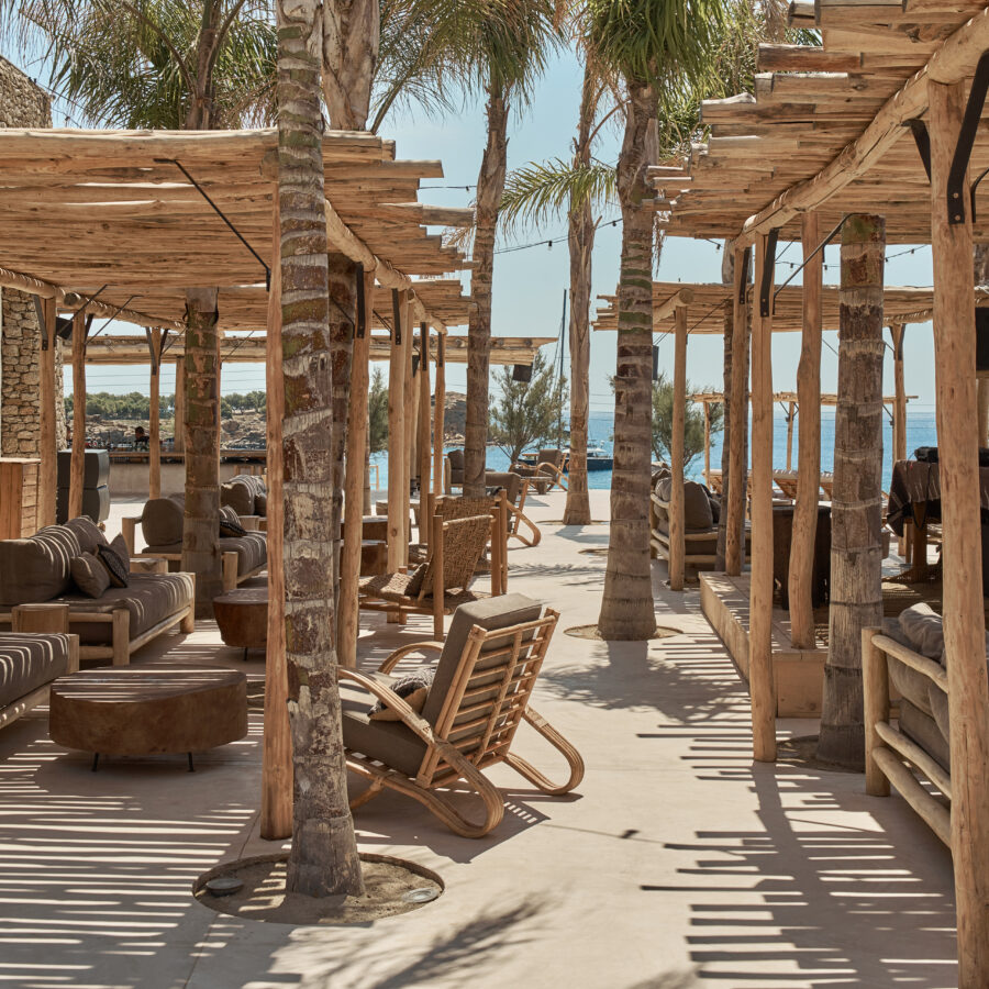 Insights Greece - 20 Best Beachfront Bars in Greece