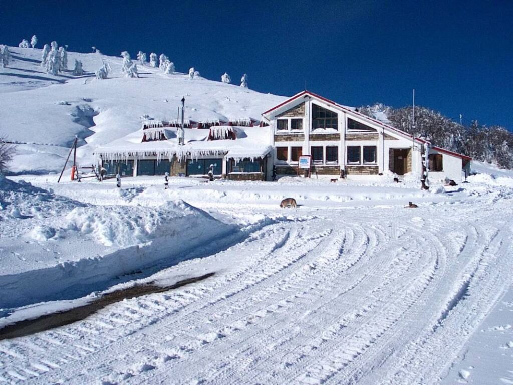 Insights Greece - Greece's Top 8 Ski Resorts