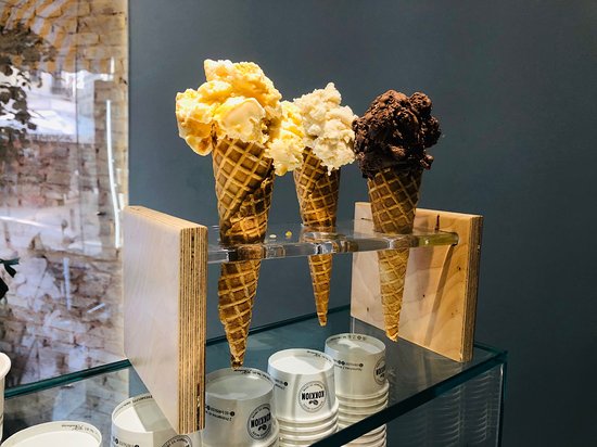 Insights Greece - Top 10 Places to Eat Ice Cream in Athens 