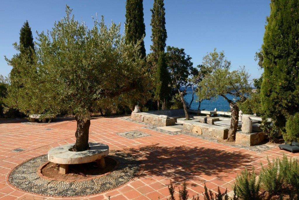 Insights Greece - Inside One of Greece’s Most Beautiful Homes