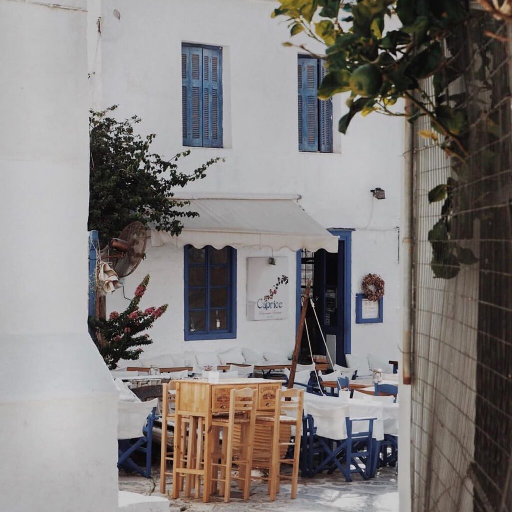 Insights Greece - Where to Eat and Drink in Hydra