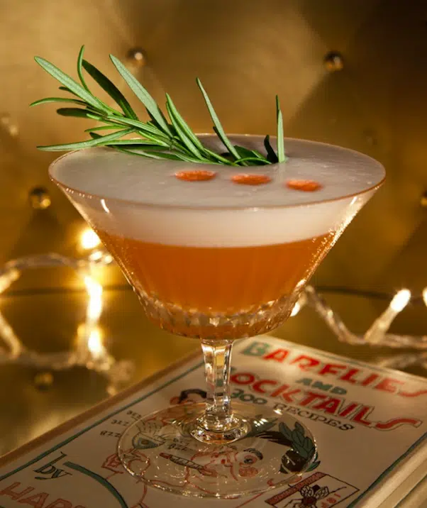 Insights Greece - 8 Best Spots for Christmas Drinks in Athens