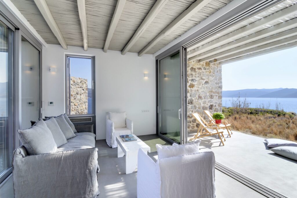 Insights Greece - Eco Lodge with Luxury Villas by the Sea in Milos