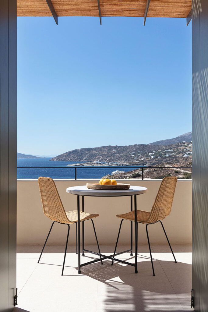 Insights Greece - Stunning New Hotel Opens in Sifnos 