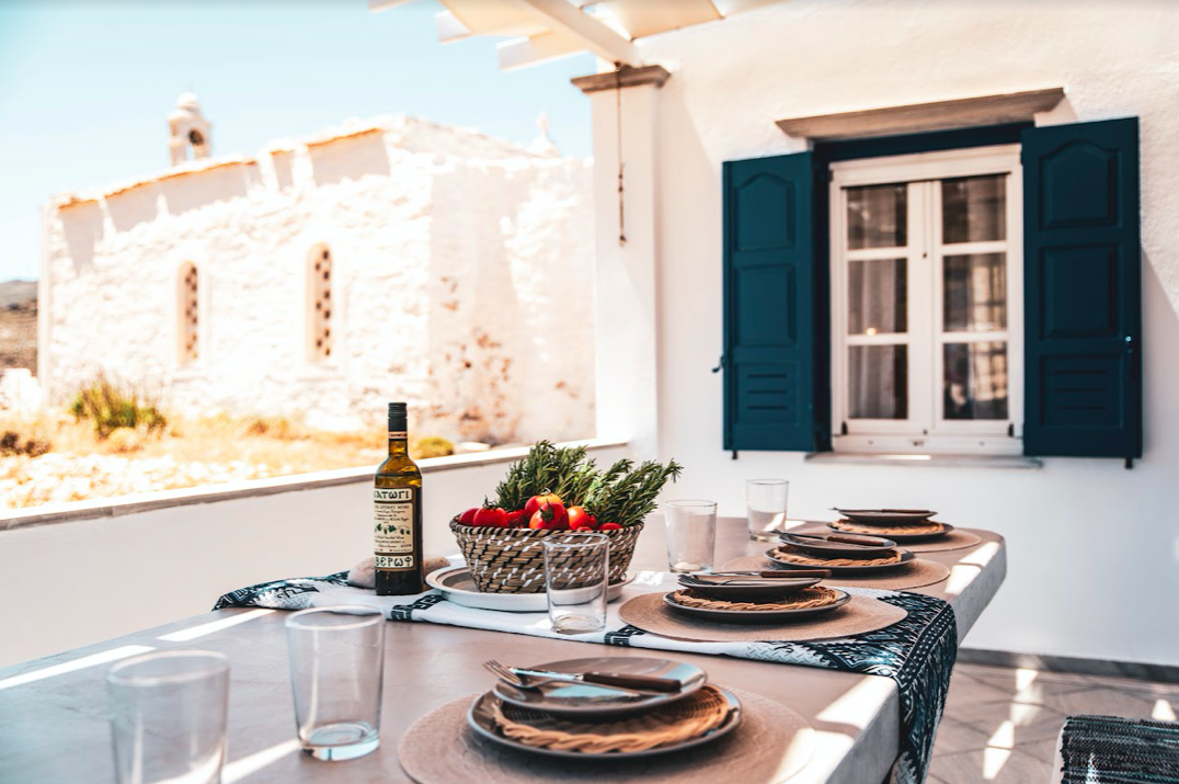 Insights Greece - Handpicked Dream Holiday Homes in Tinos