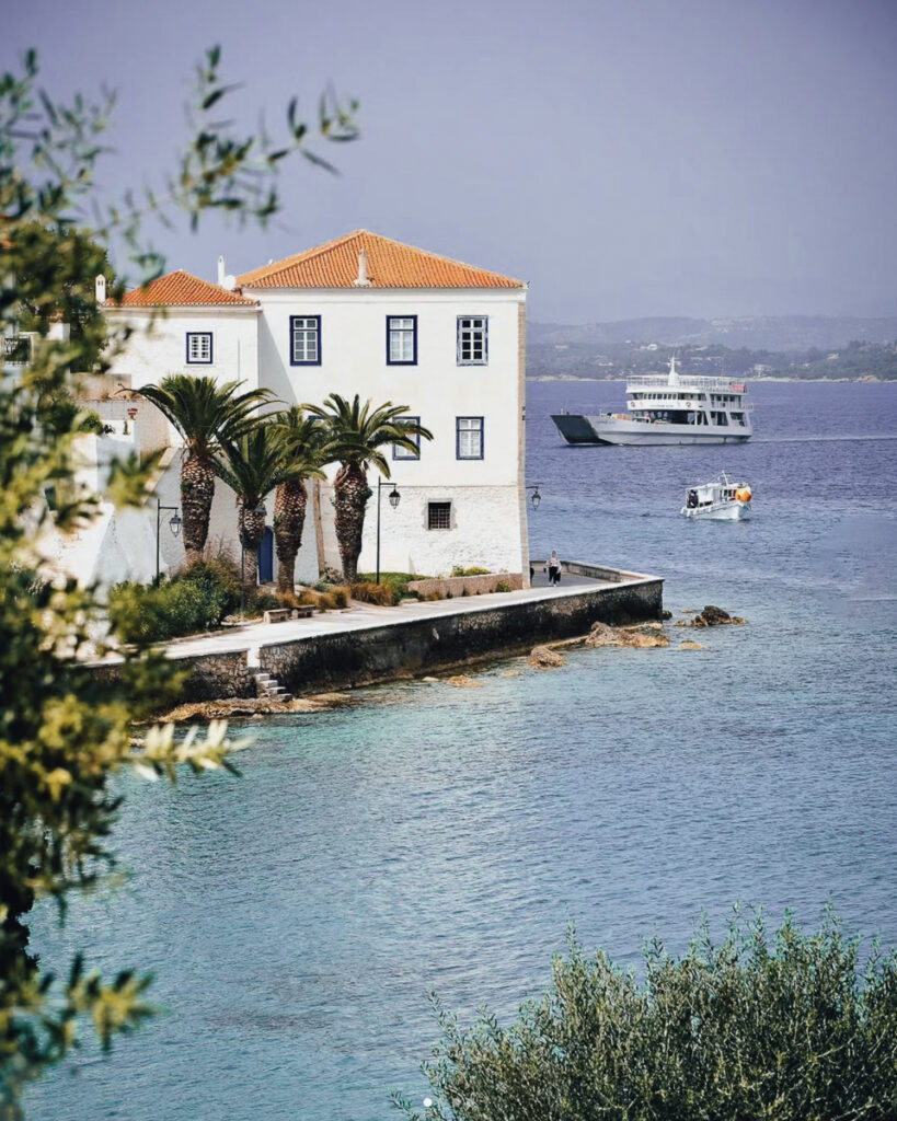 Insights Greece - Ultimate Travel Guide to Spetses Island