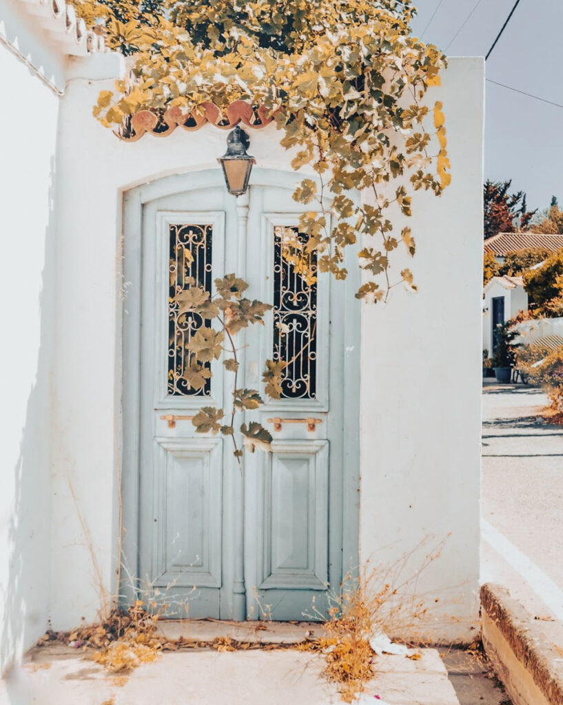 Insights Greece - Ultimate Travel Guide to Spetses Island